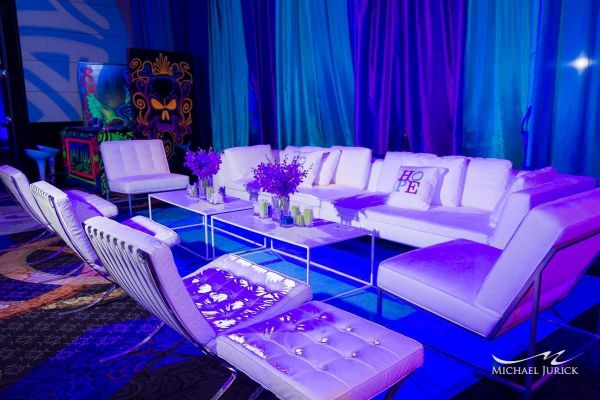 white barcelona chairs for parties